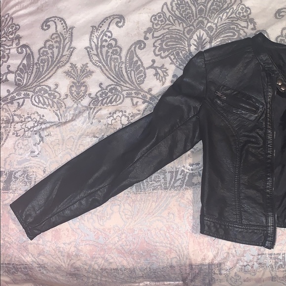 Leather Jacket - Picture 3 of 4